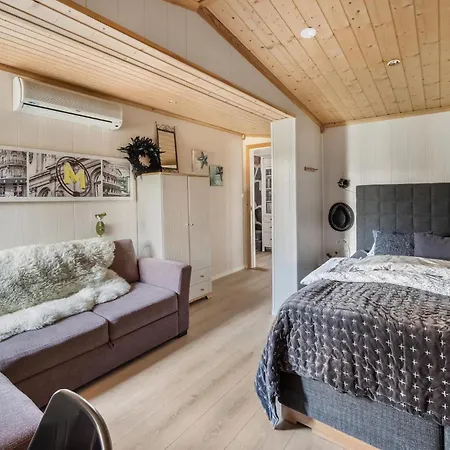 Feriehus Amazing In Lyngdal